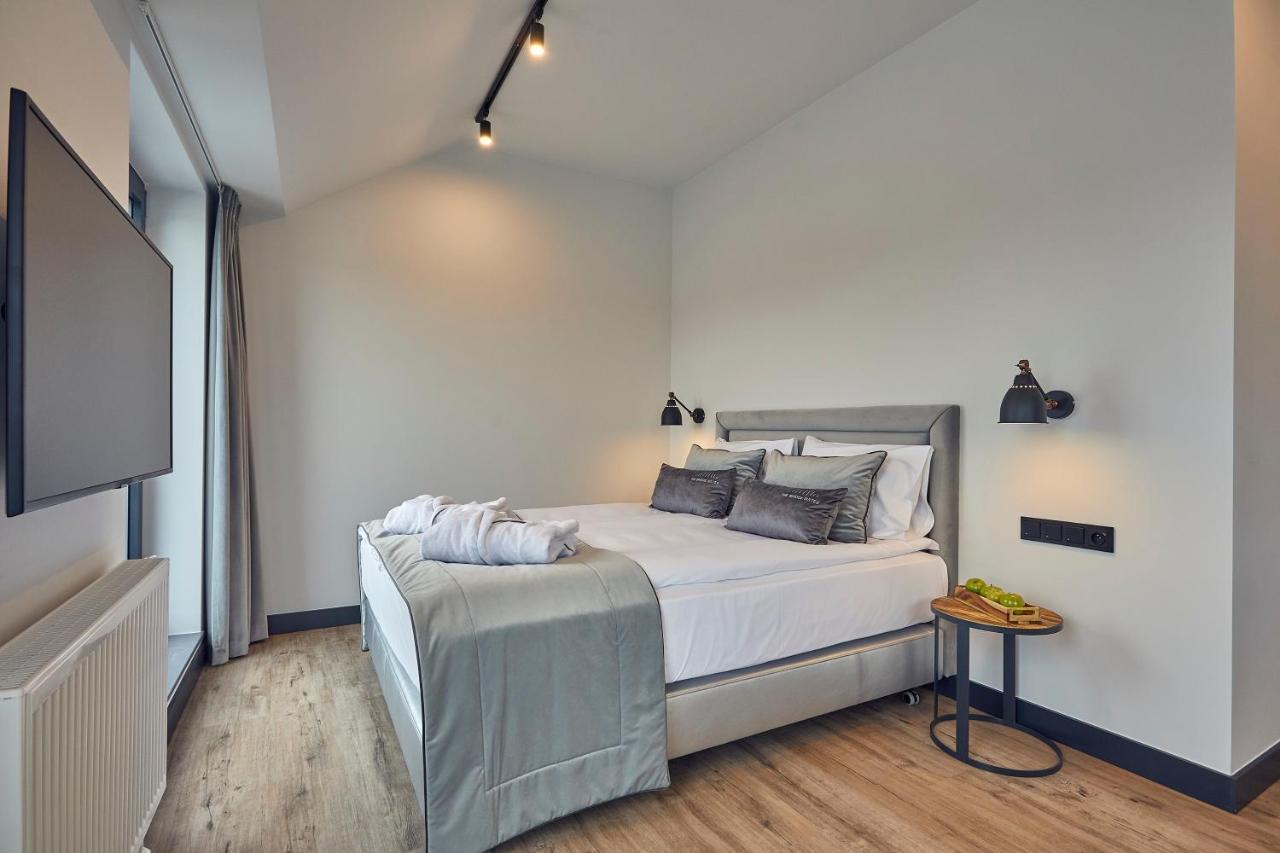 The Bridge Suites Hotel Krakow Exterior photo