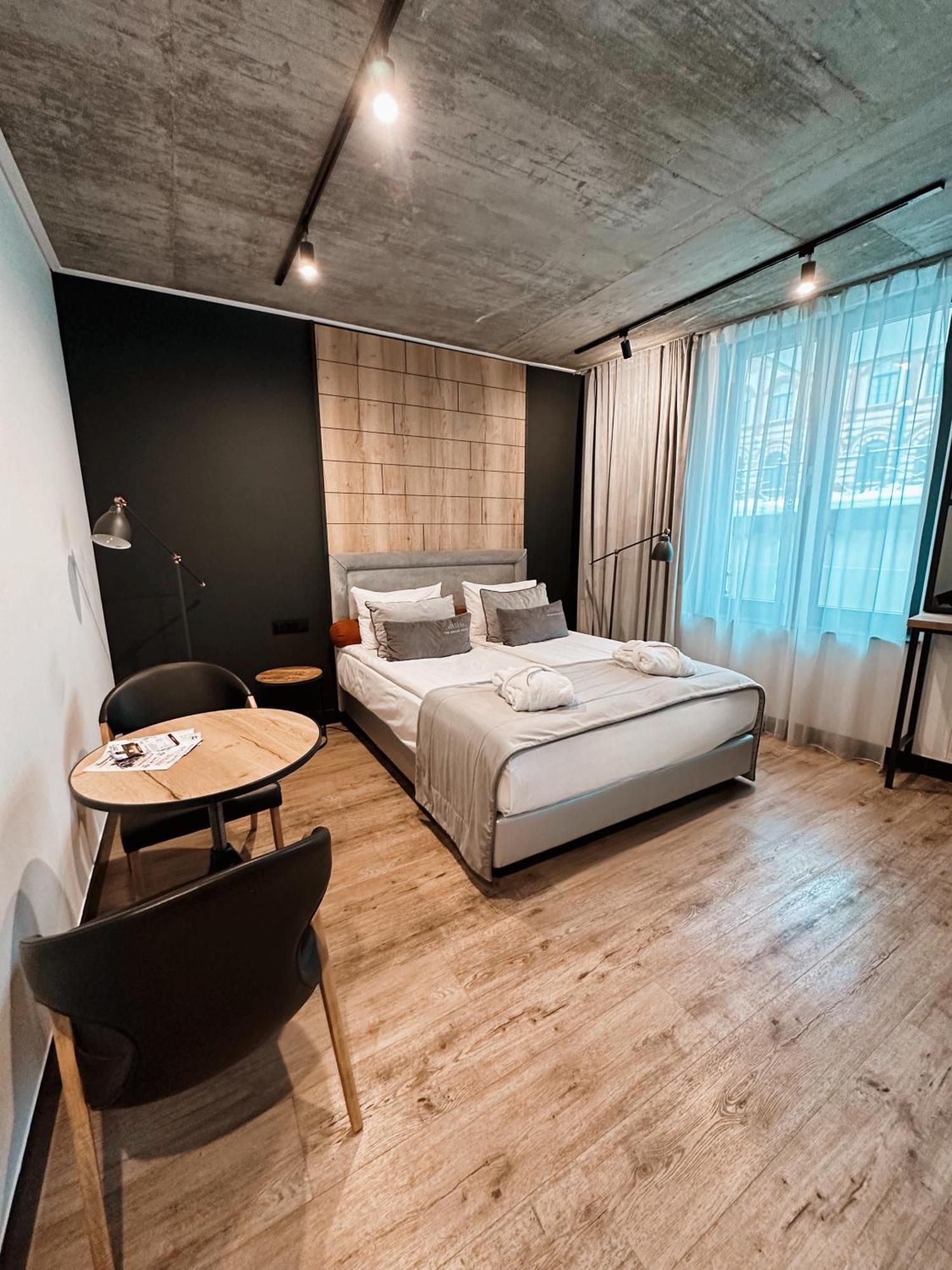 The Bridge Suites Hotel Krakow Exterior photo